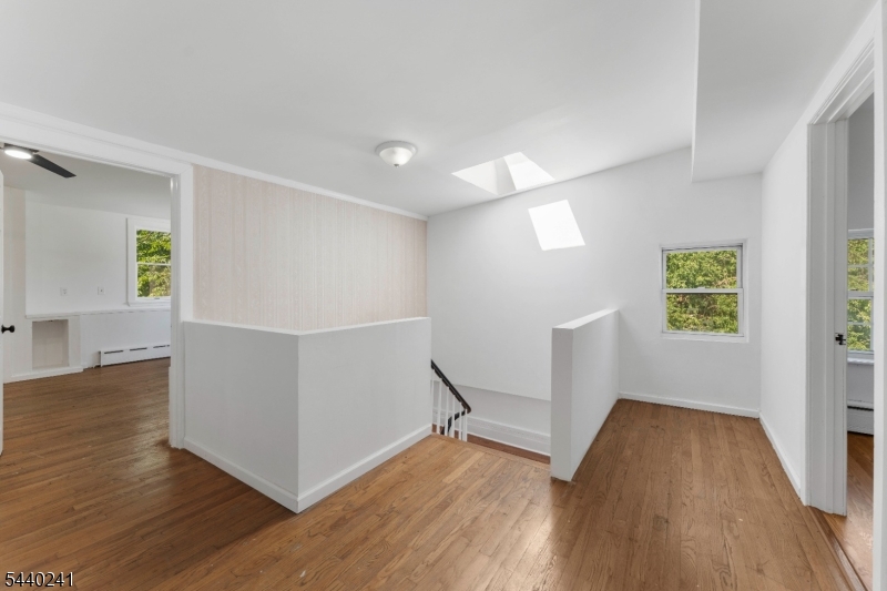 589 Westminster Ave