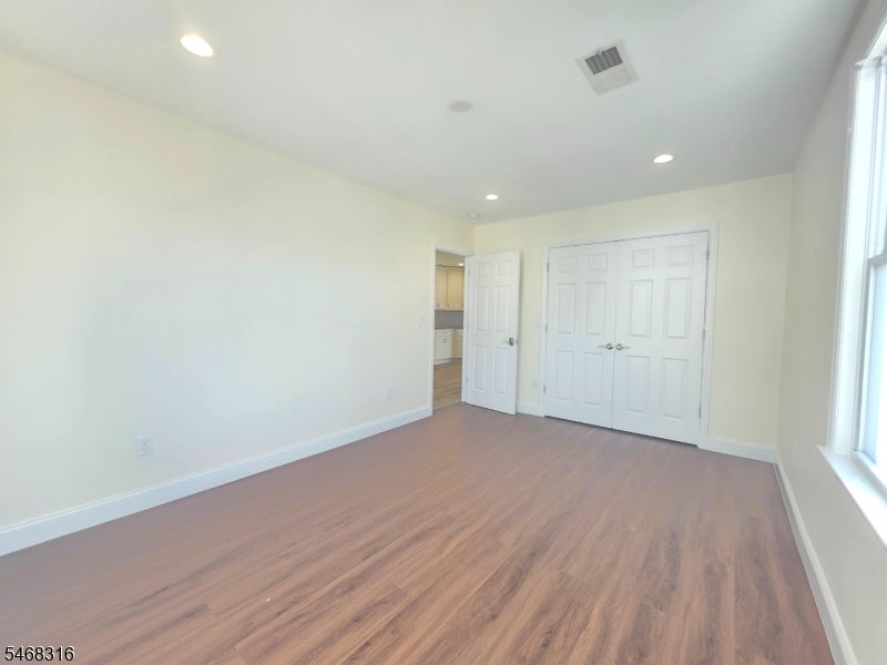 638 Malcolm Pl