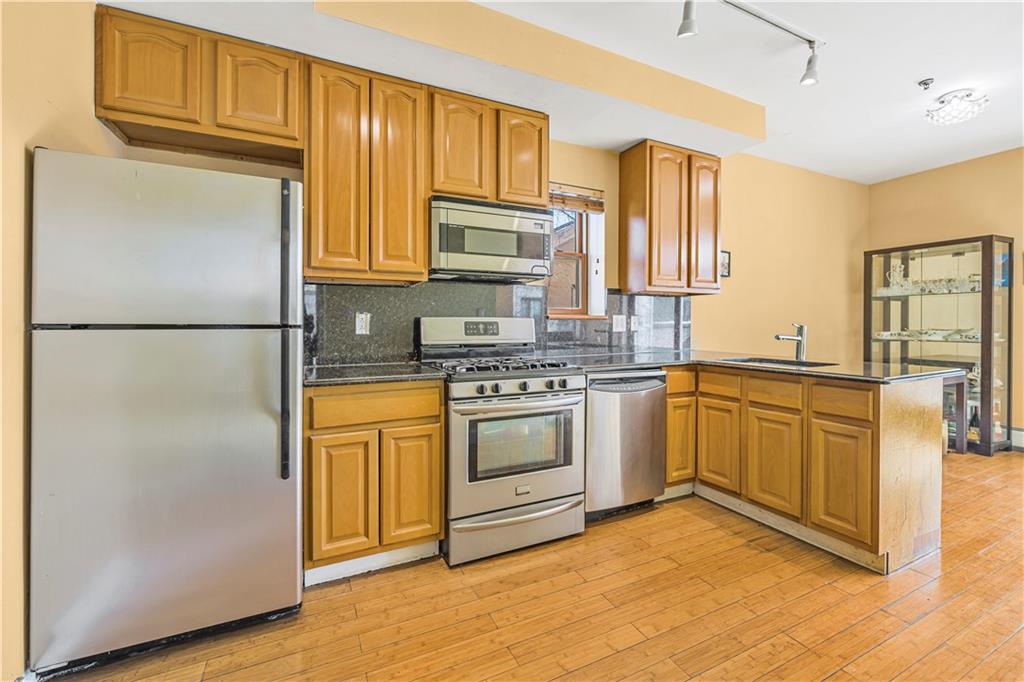 120 Ocean View Avenue 2B