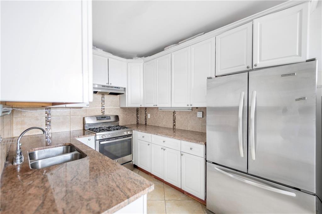 602 Avenue T 6D