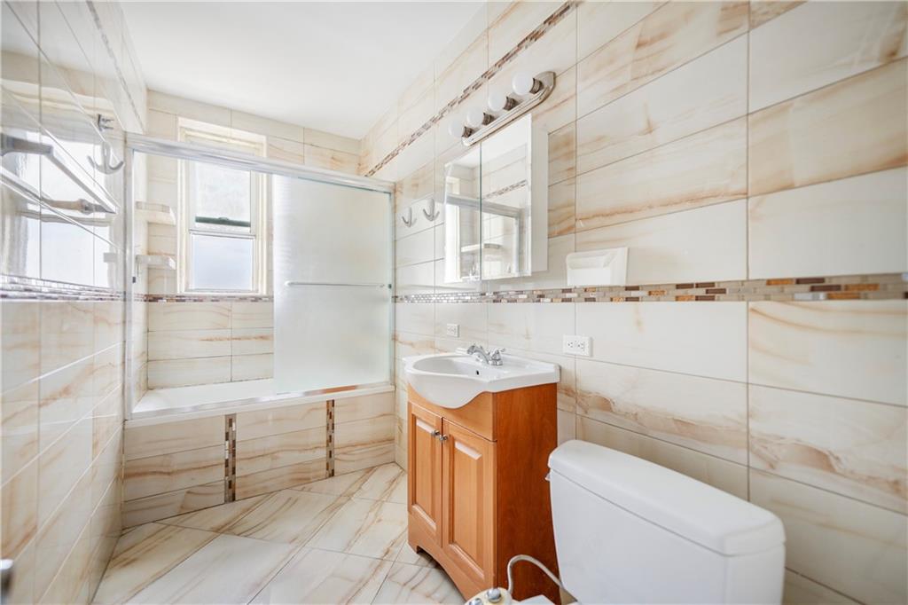 602 Avenue T 6D