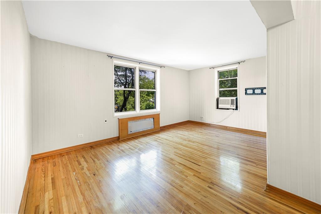 2514 East 7th Street 3C