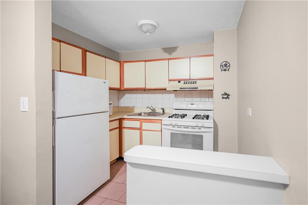 2678 Ocean Avenue 1K