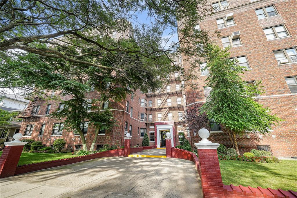 1171 Ocean Parkway 2J