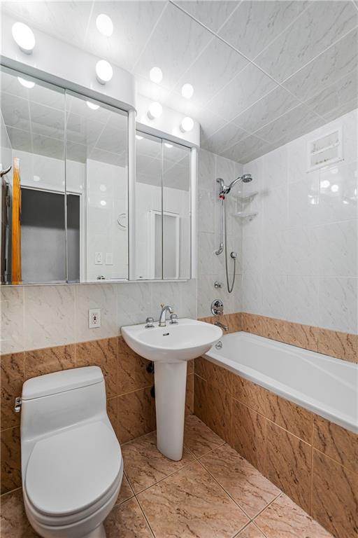 35 Seacoast Terrace 8A