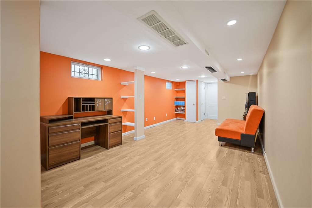 1632 West 3rd Street