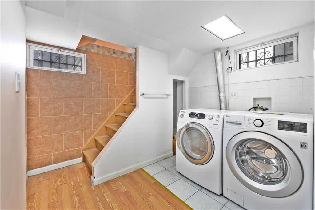 1632 West 3rd Street