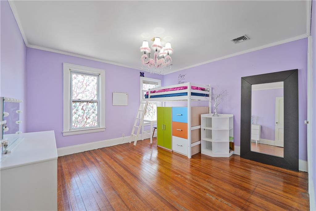 1632 West 3rd Street