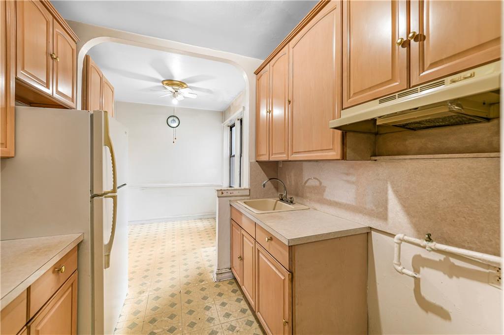 1171 Ocean Parkway 2J