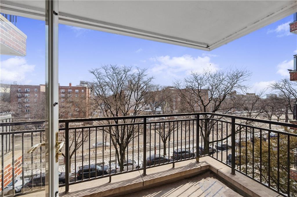 800 Ocean Parkway 4P
