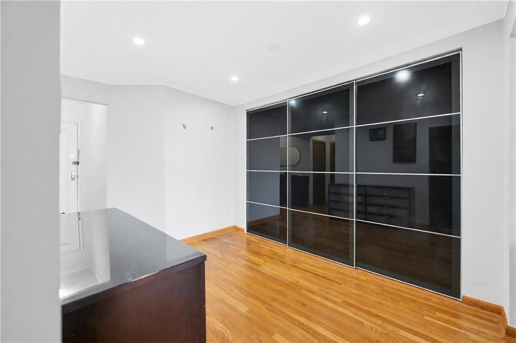 2260 Benson Avenue 3A