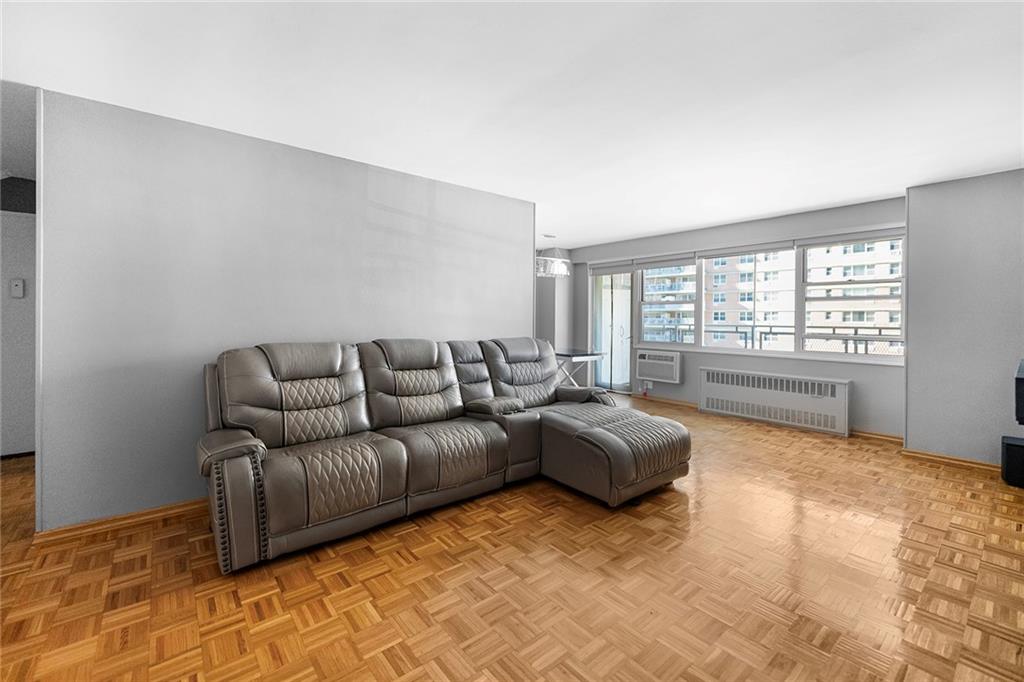 2928 West 5th Street 8J