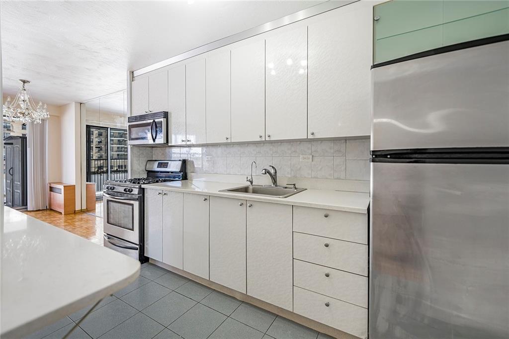 501 Surf Avenue Apt. 1-N
