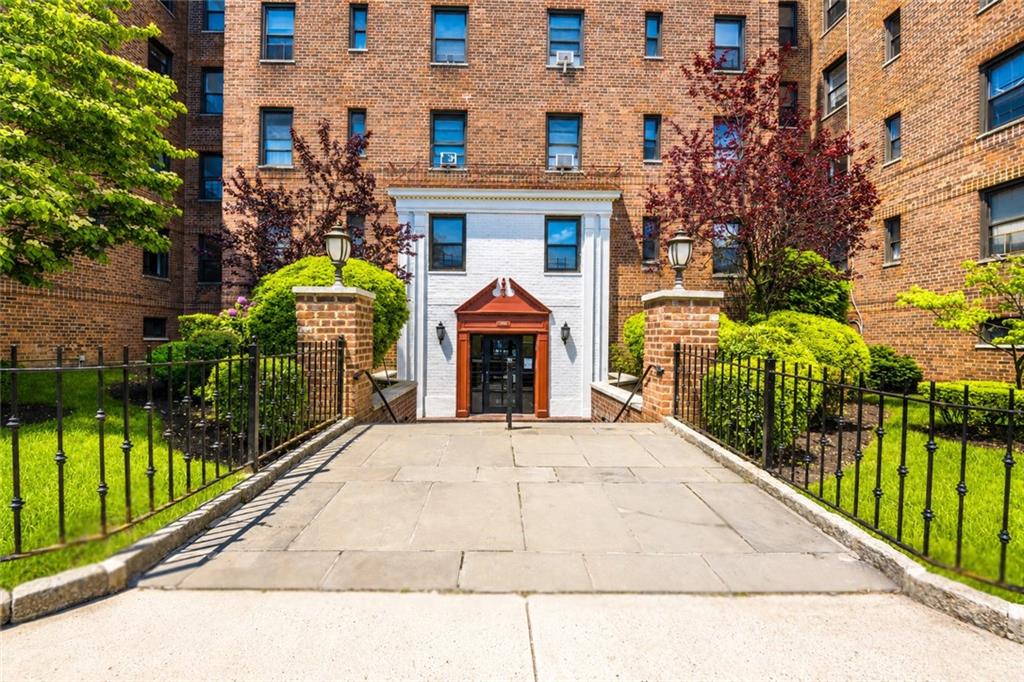 138 71st Street C14