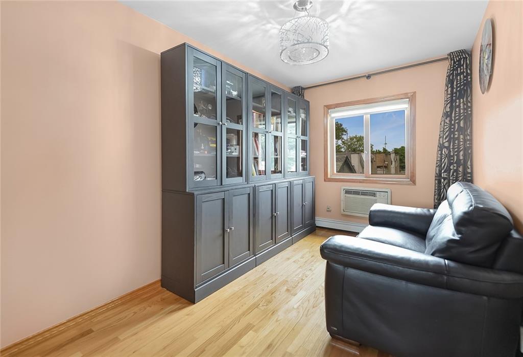 1109 Banner Avenue 6A