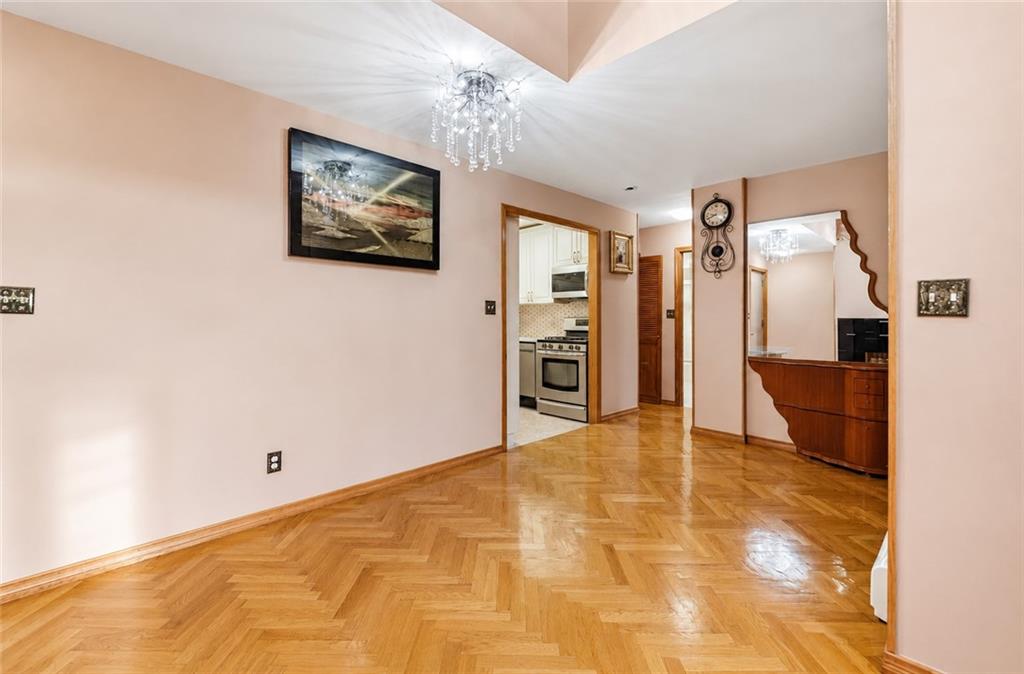 1109 Banner Avenue 6A