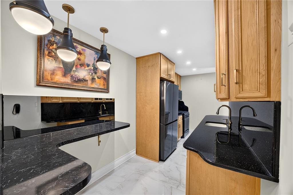 2427 East 29th Street 3G