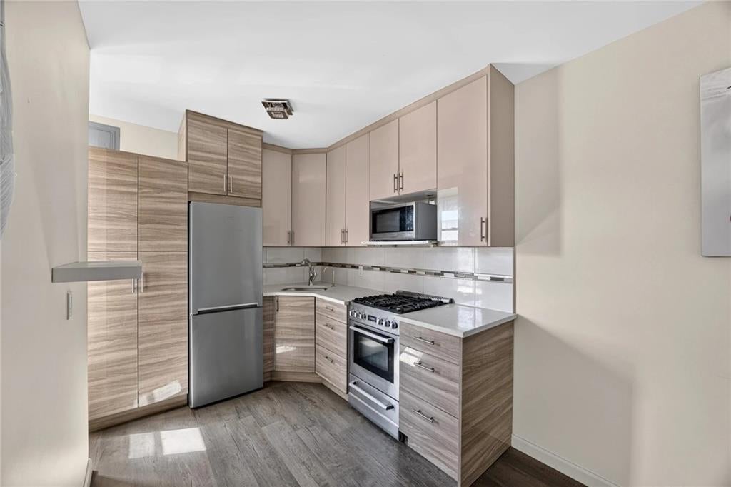 1625 East 13th Street 4G