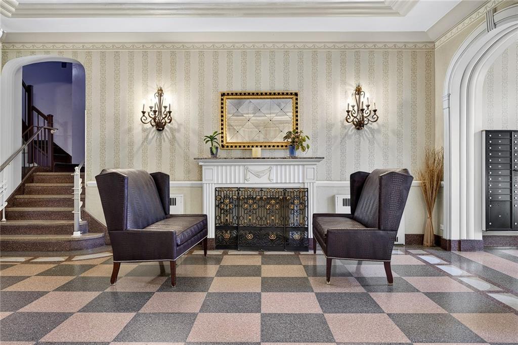 1625 East 13th Street 4G