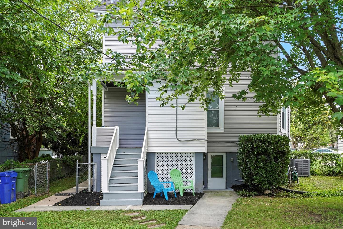 1002 Beaumont Ave