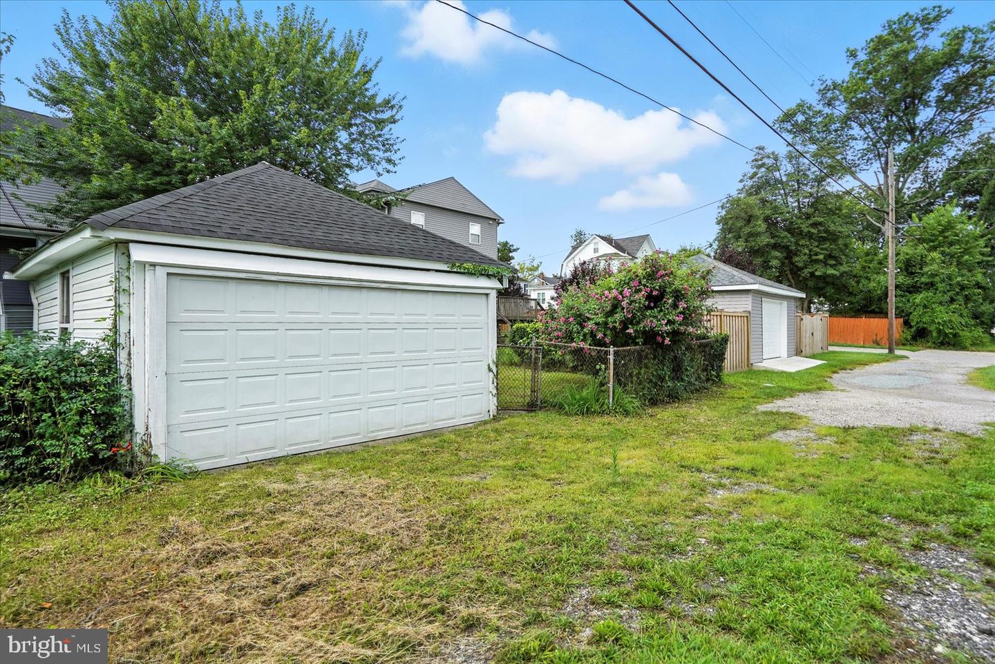 1002 Beaumont Ave