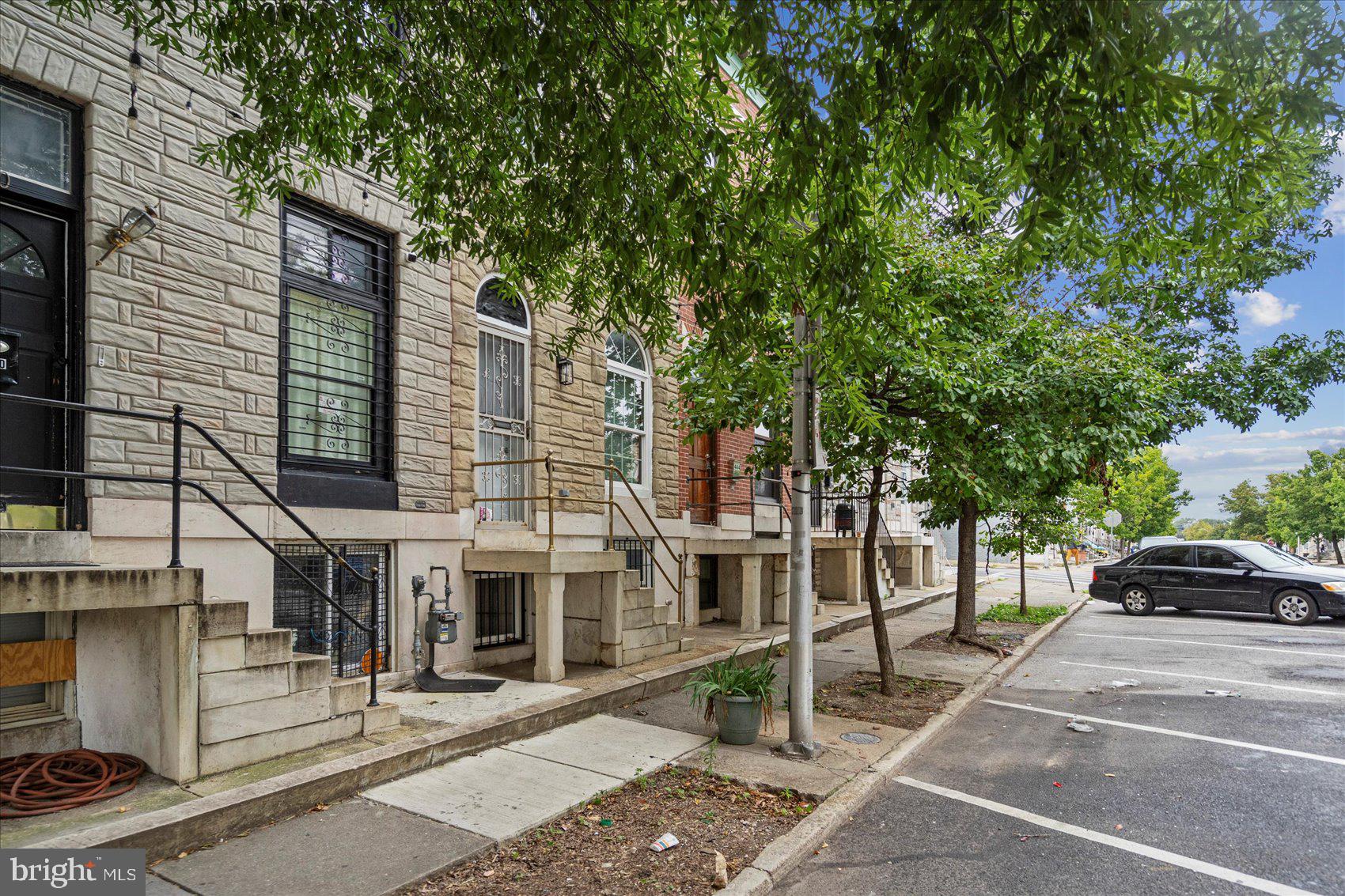 442 N LUZERNE AVENUE