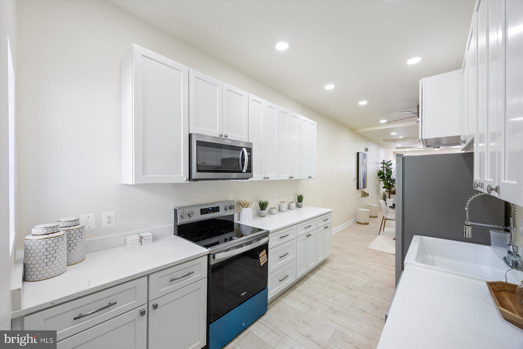 1004 BENNETT PLACE