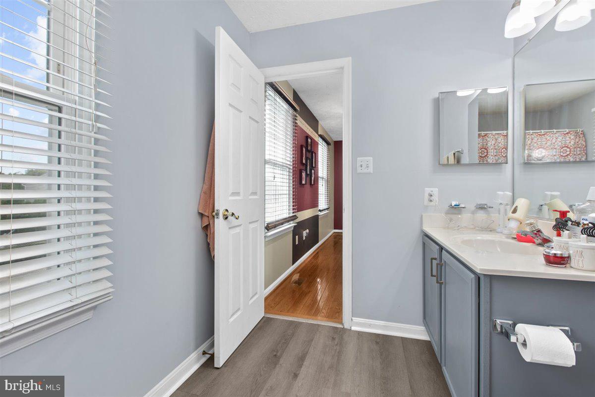 4609 Greencove Cir