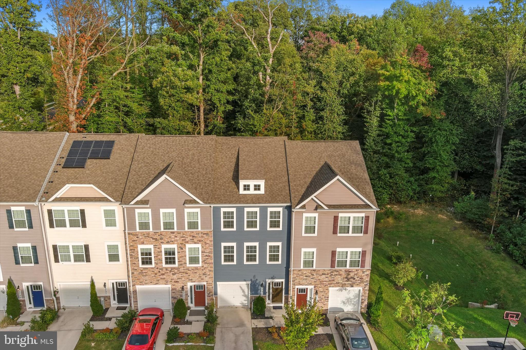 5735 Nicken Ct