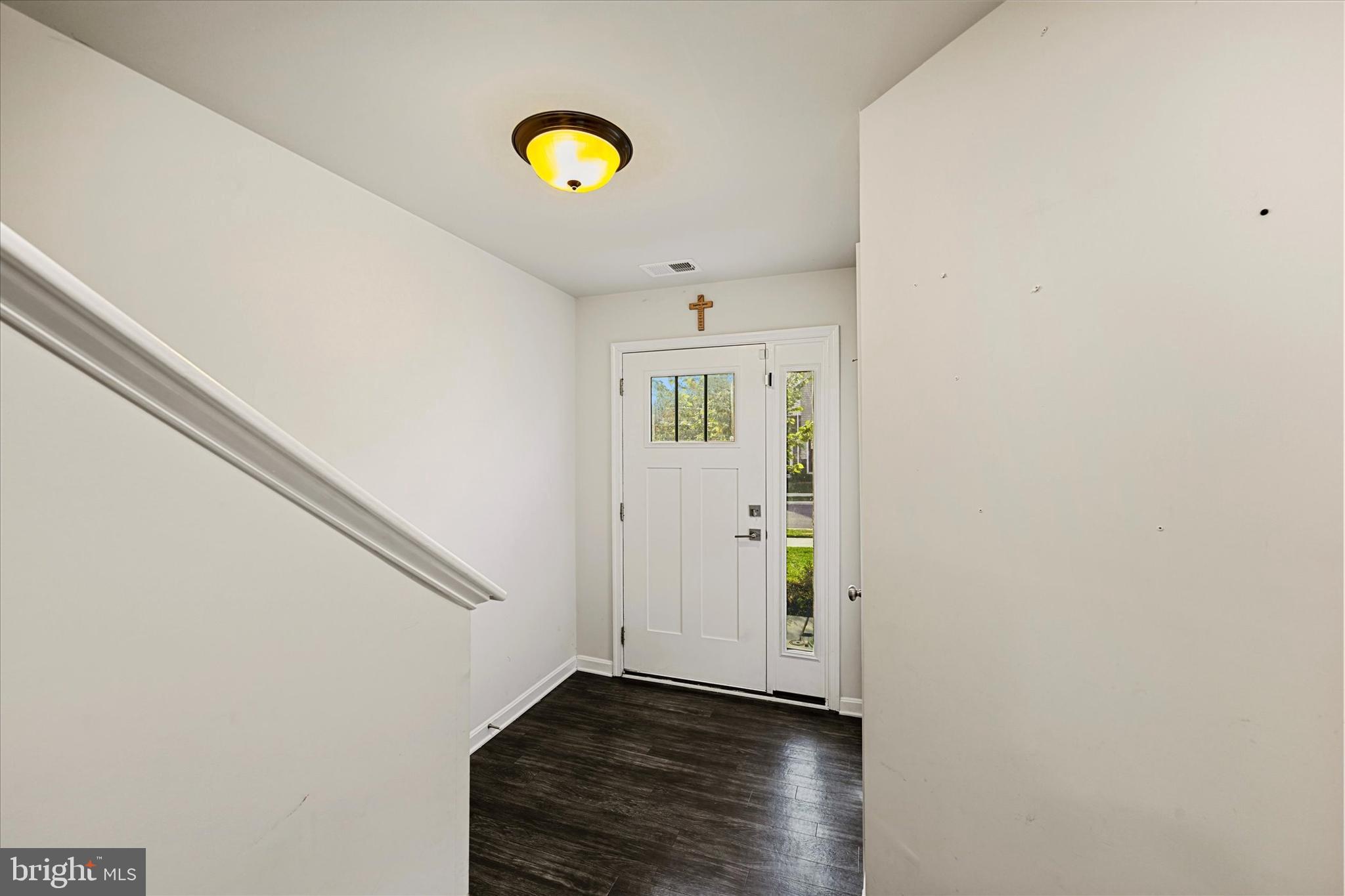 5735 Nicken Ct