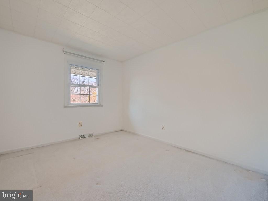 3 Bluestone Ct