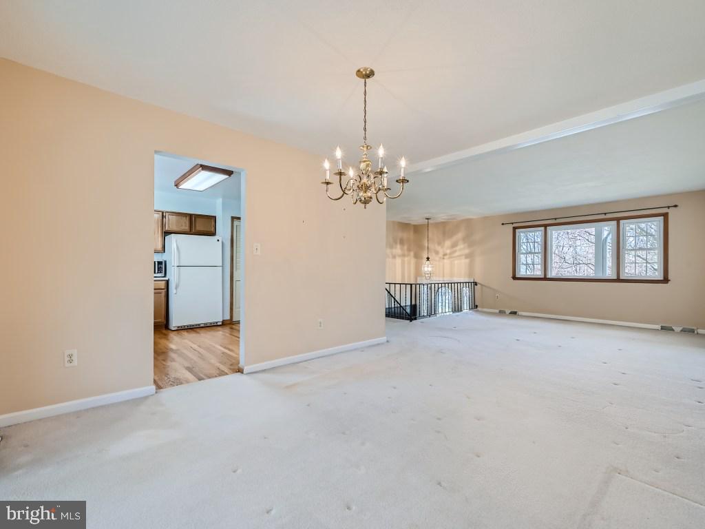 3 Bluestone Ct