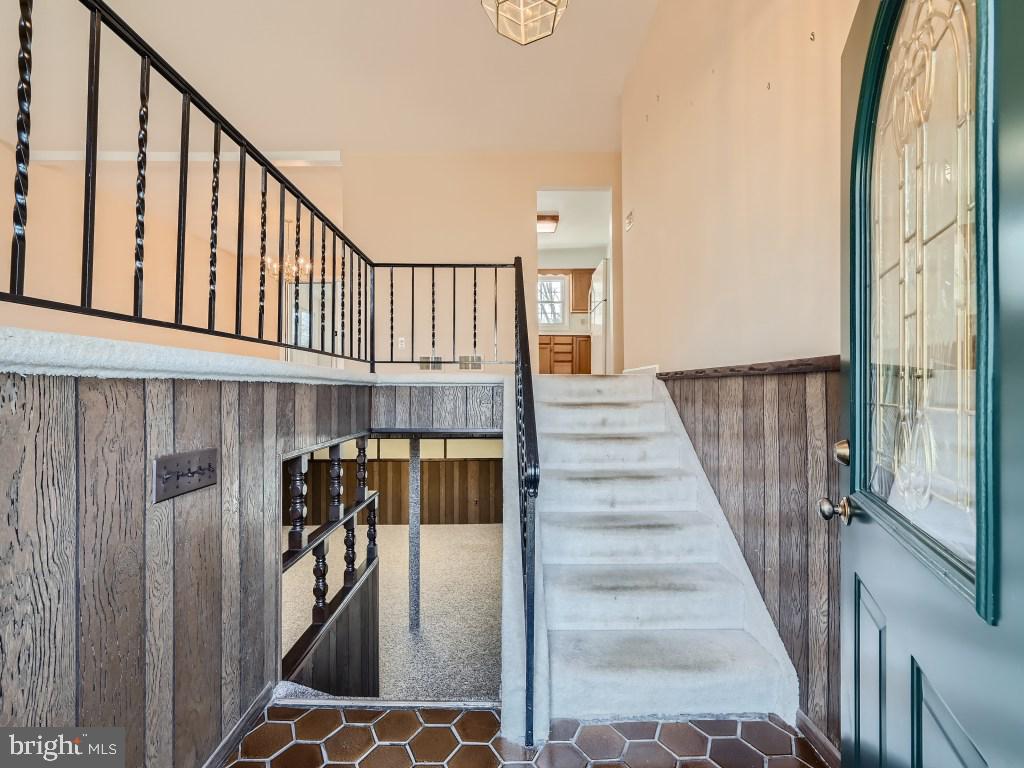 3 Bluestone Ct