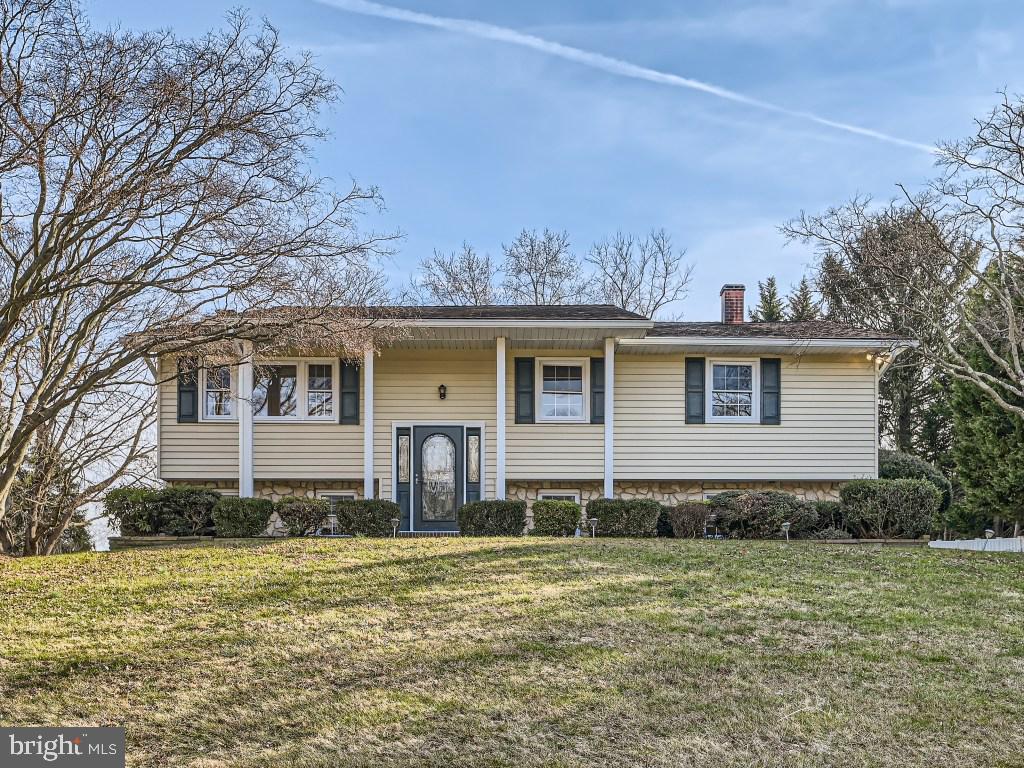 3 Bluestone Ct