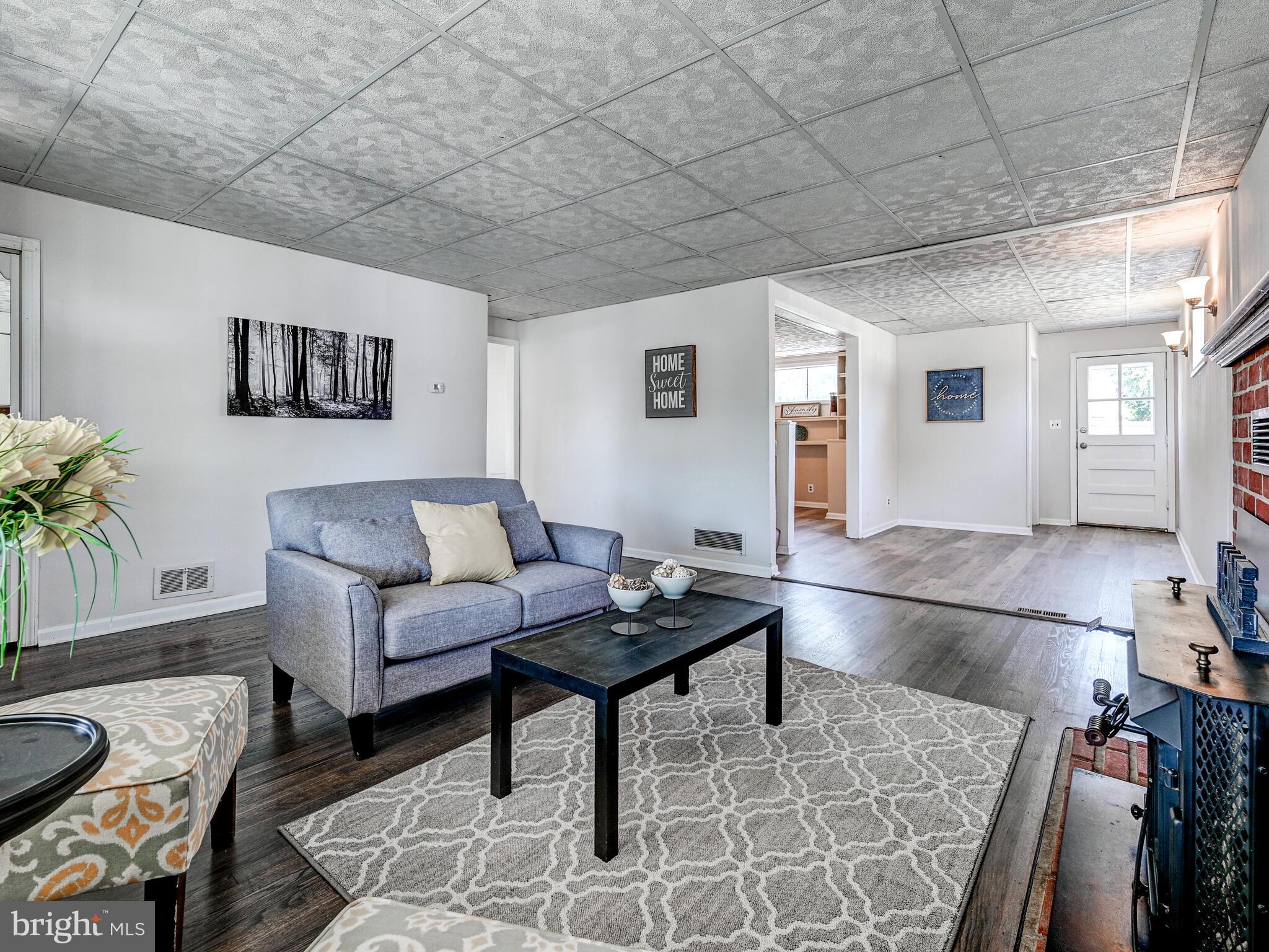 2510 Veronica Ave