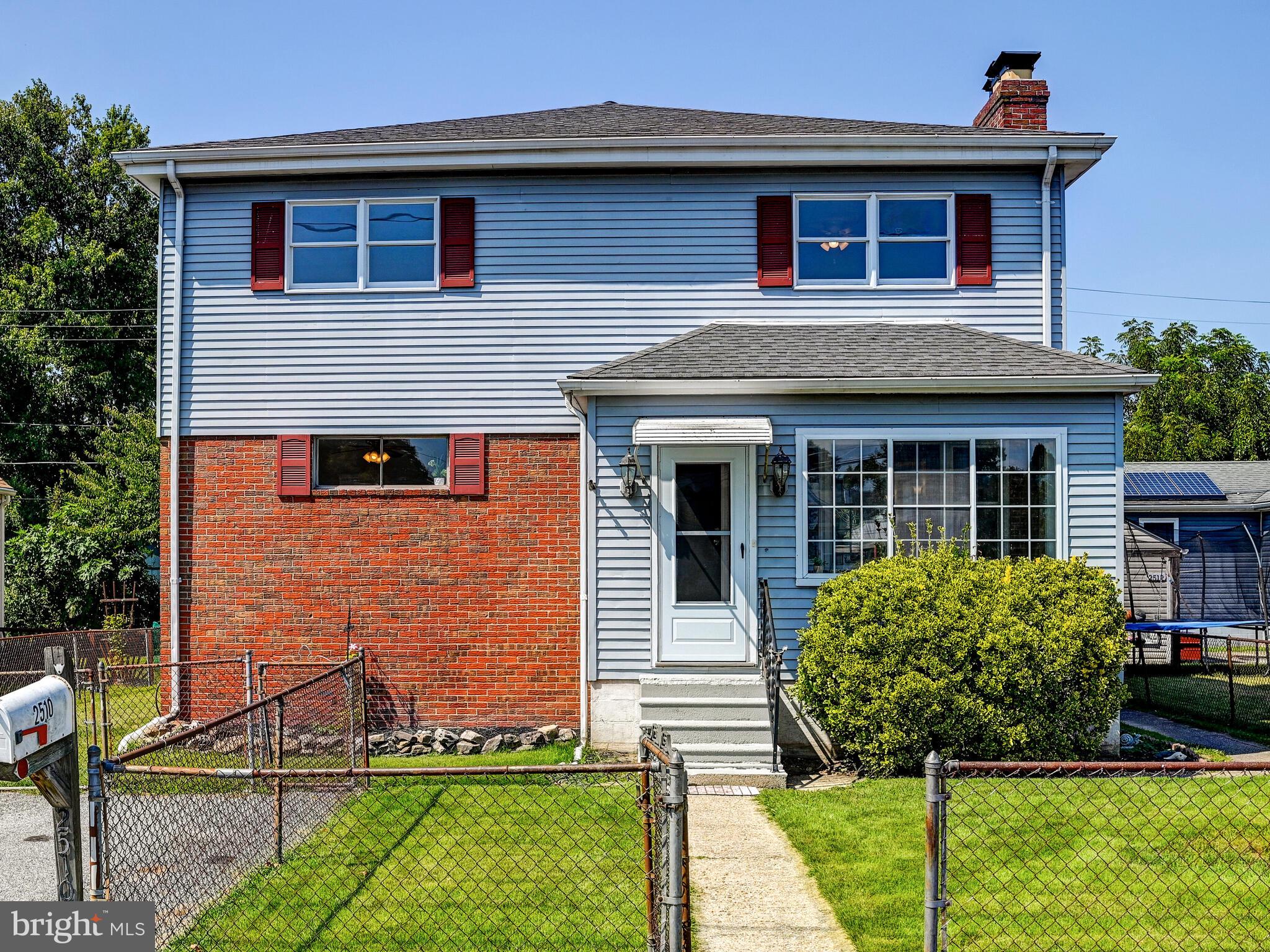 2510 Veronica Ave