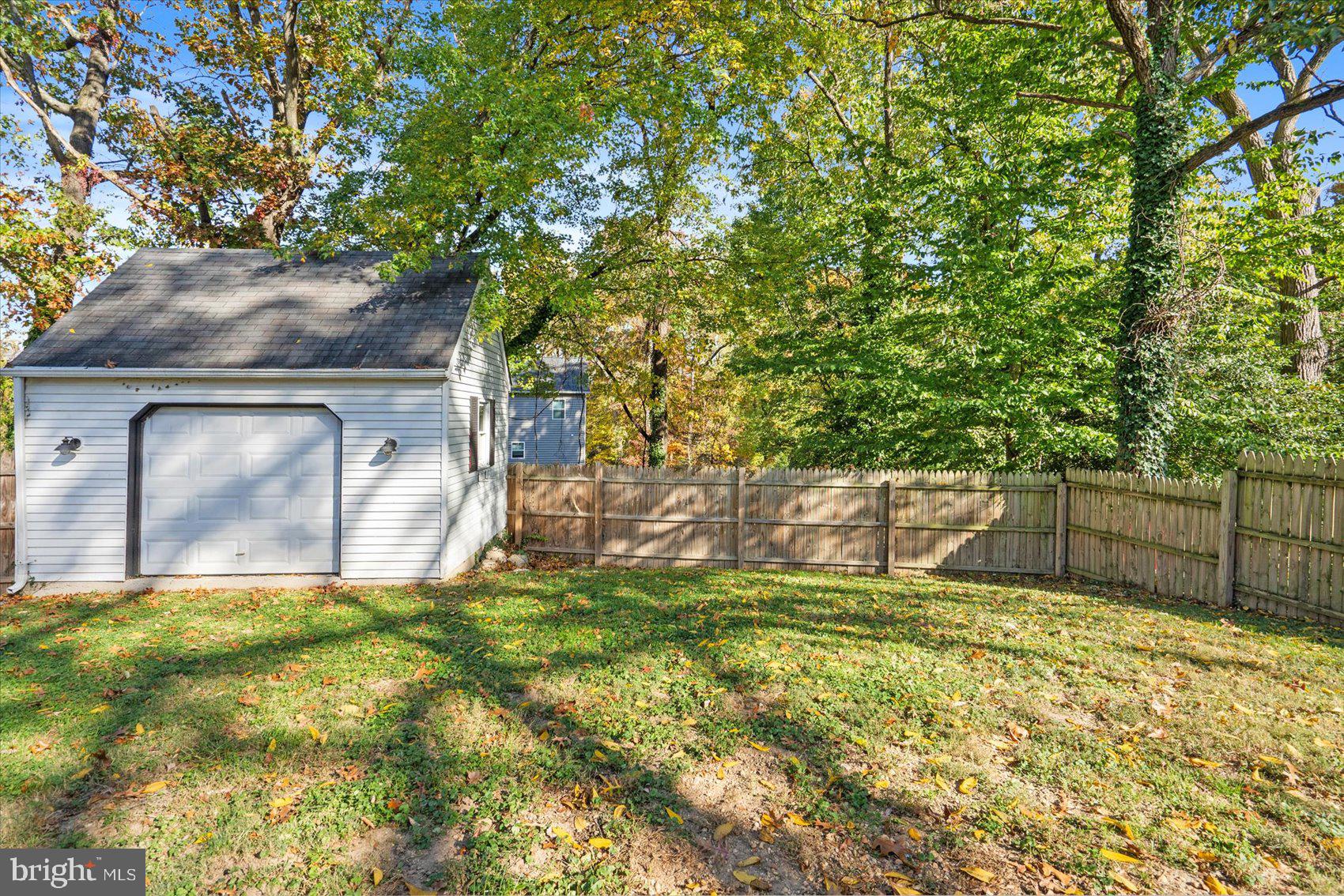 9609 Oak Summit Ave