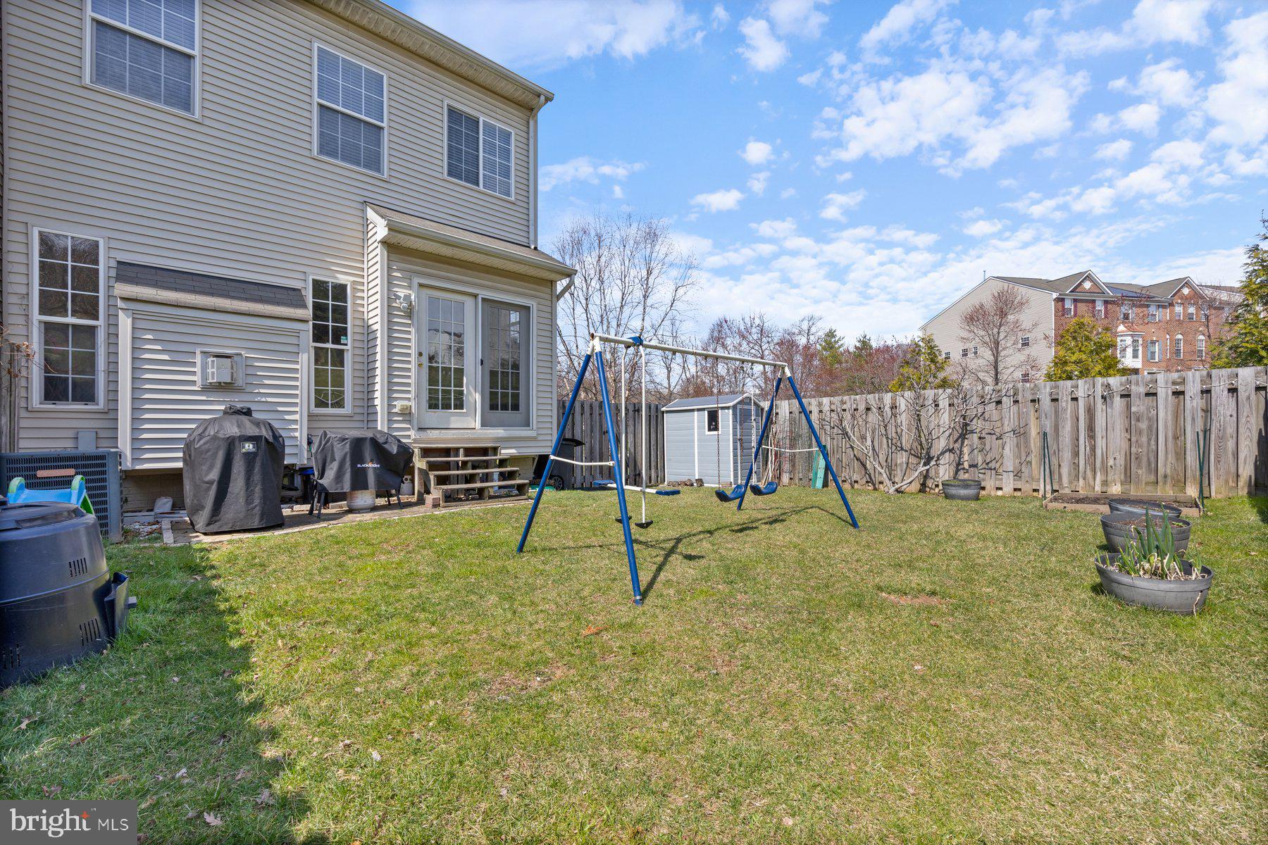 101 Buttonwood Ct