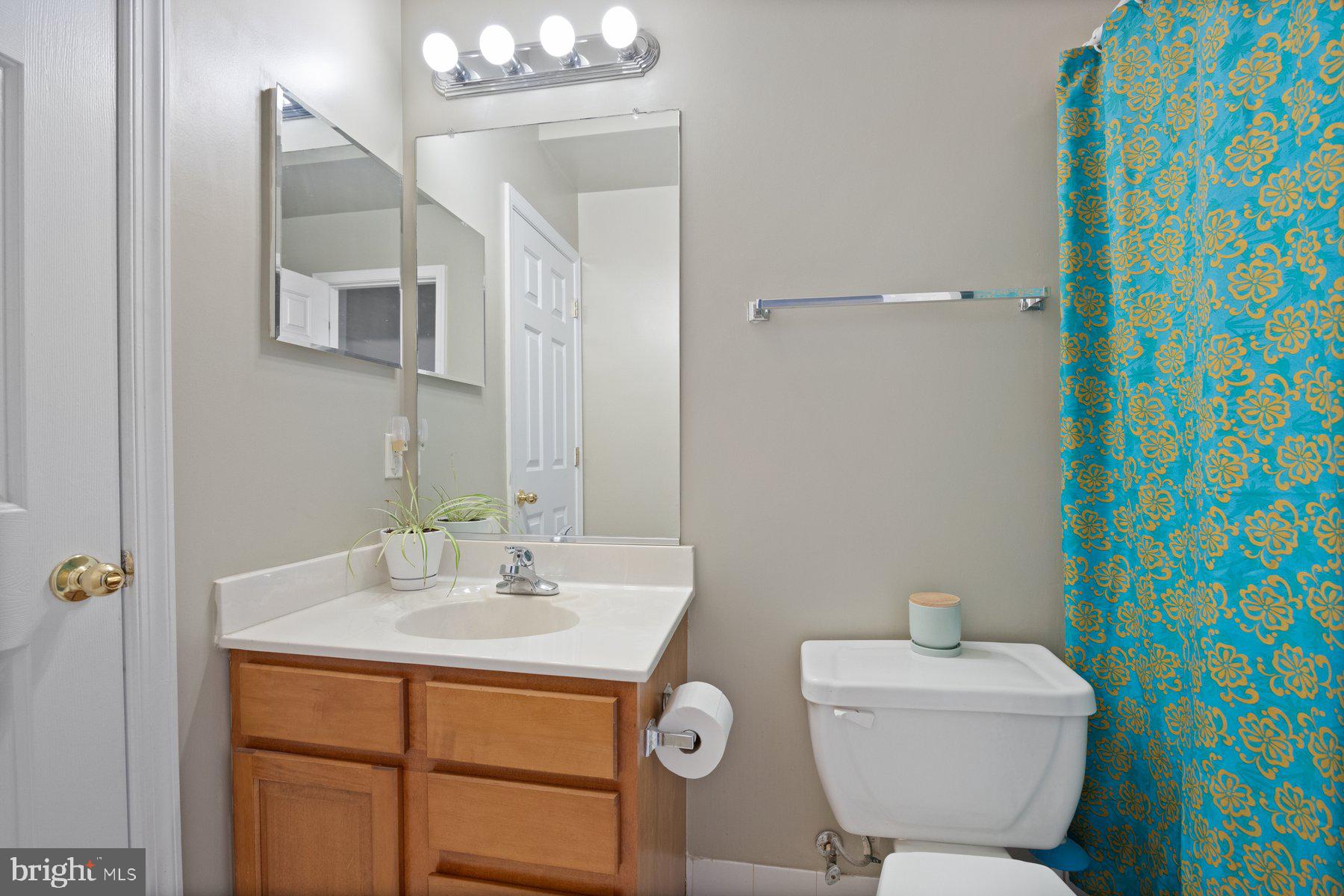 101 Buttonwood Ct
