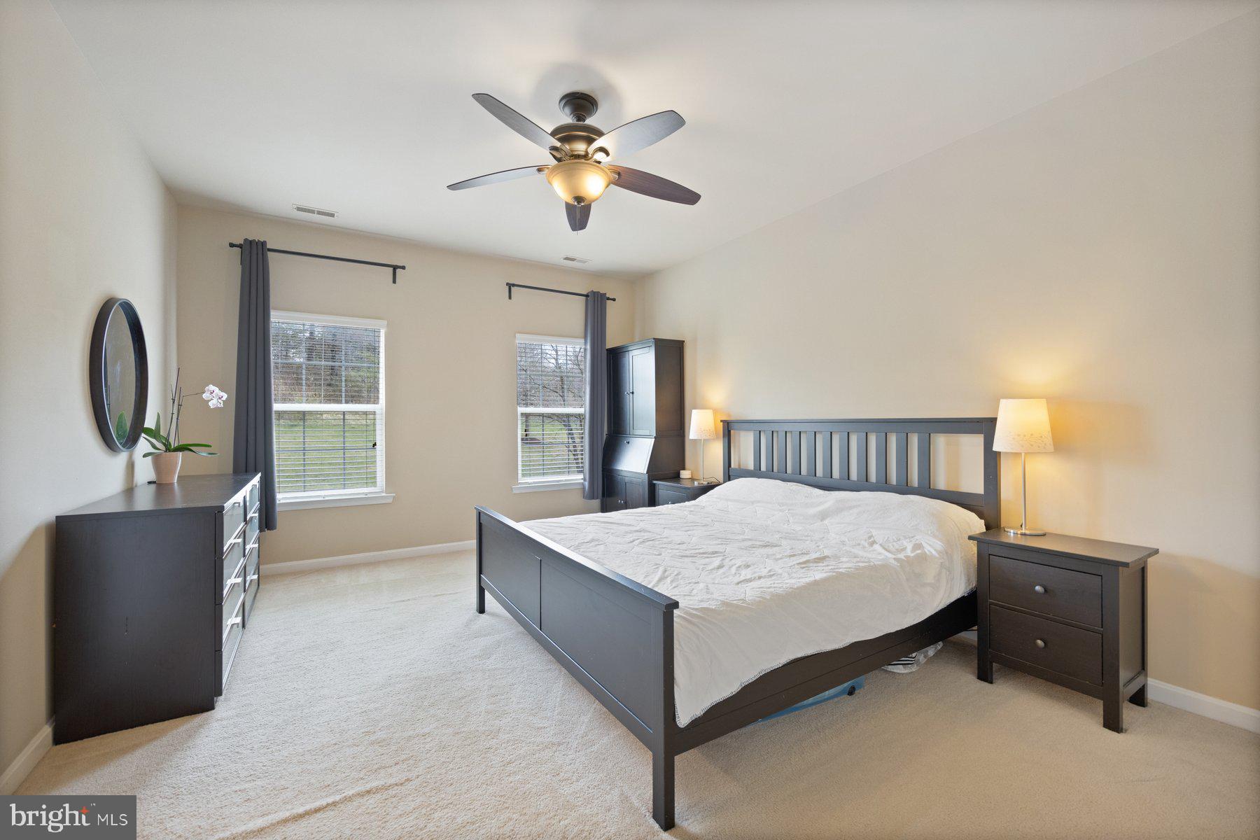 101 Buttonwood Ct