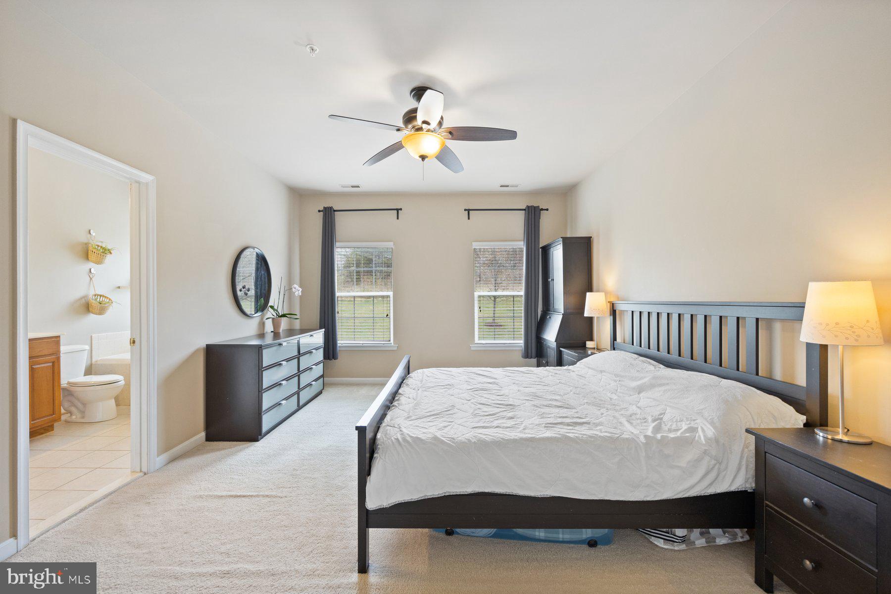 101 Buttonwood Ct