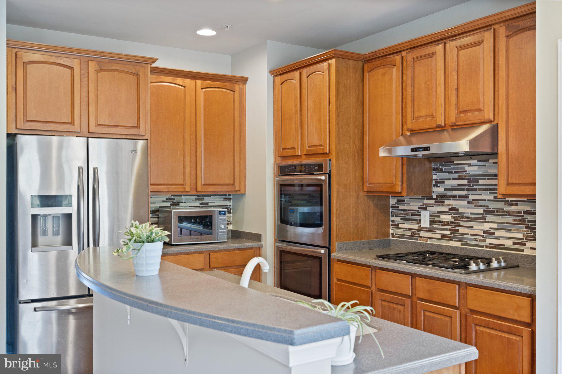 101 Buttonwood Ct