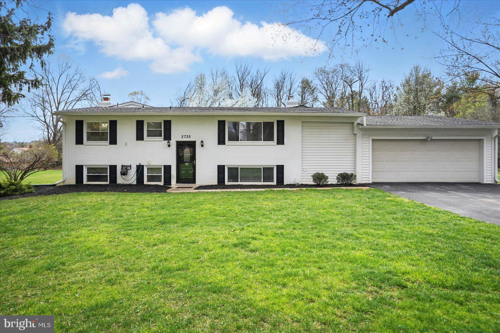 2725 Baublitz Rd