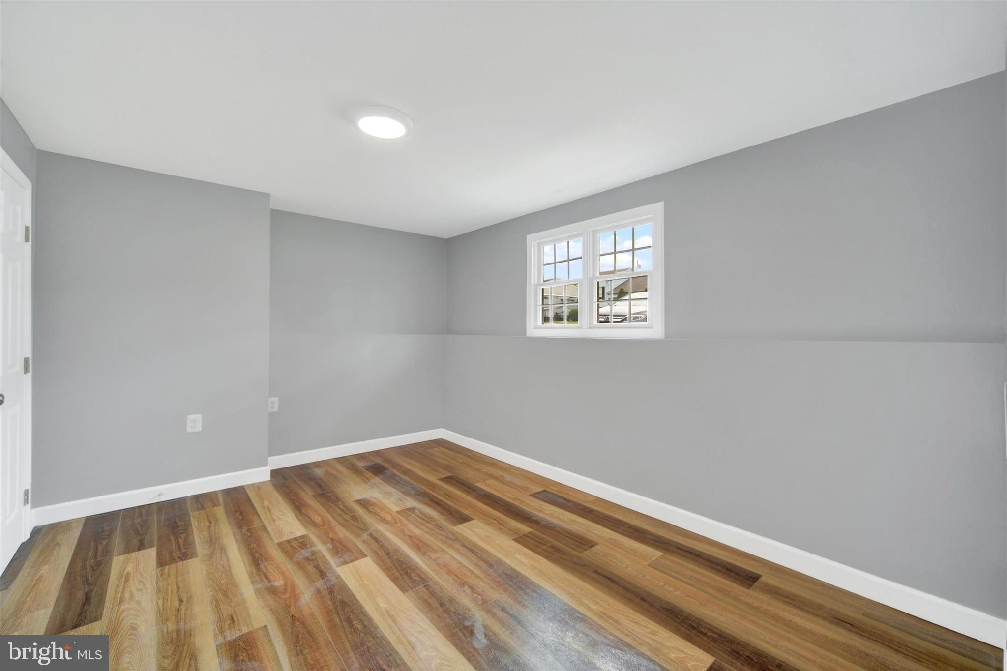220 Sandhill Rd