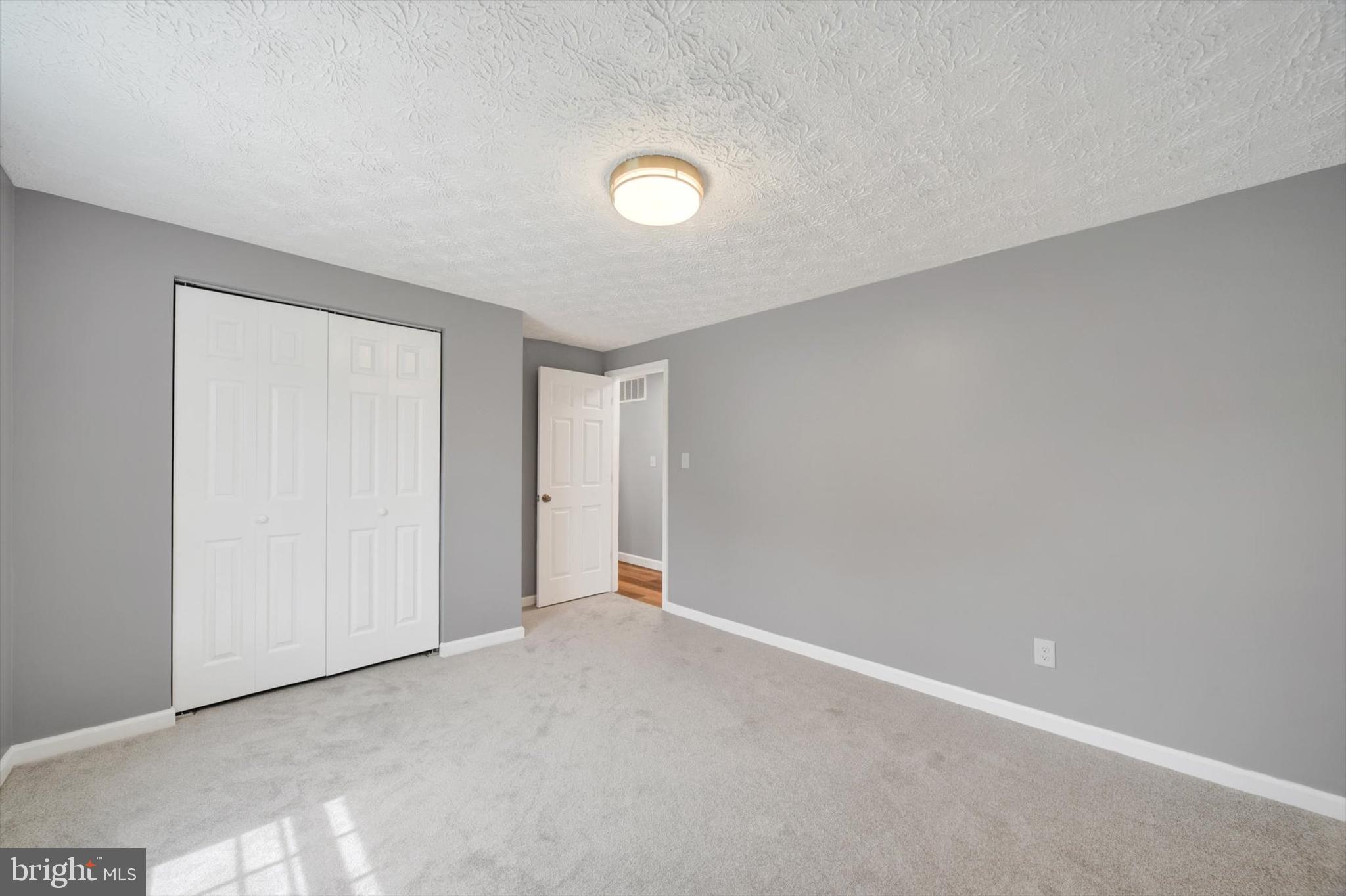 220 Sandhill Rd