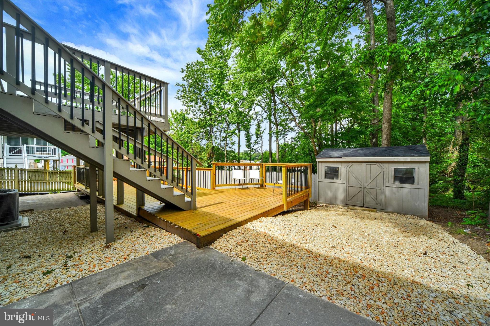 220 Sandhill Rd