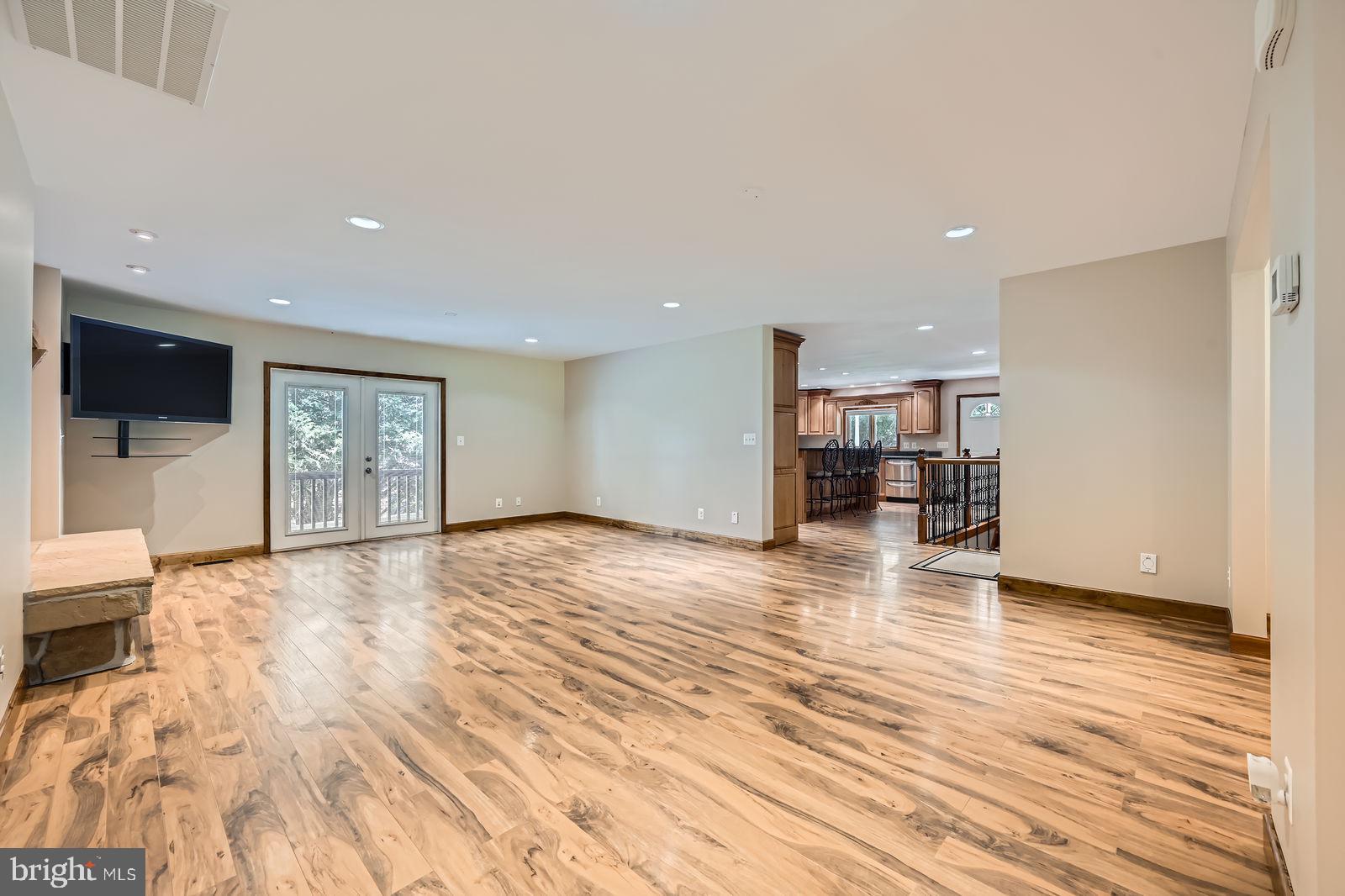 9116 Lennings Lane
