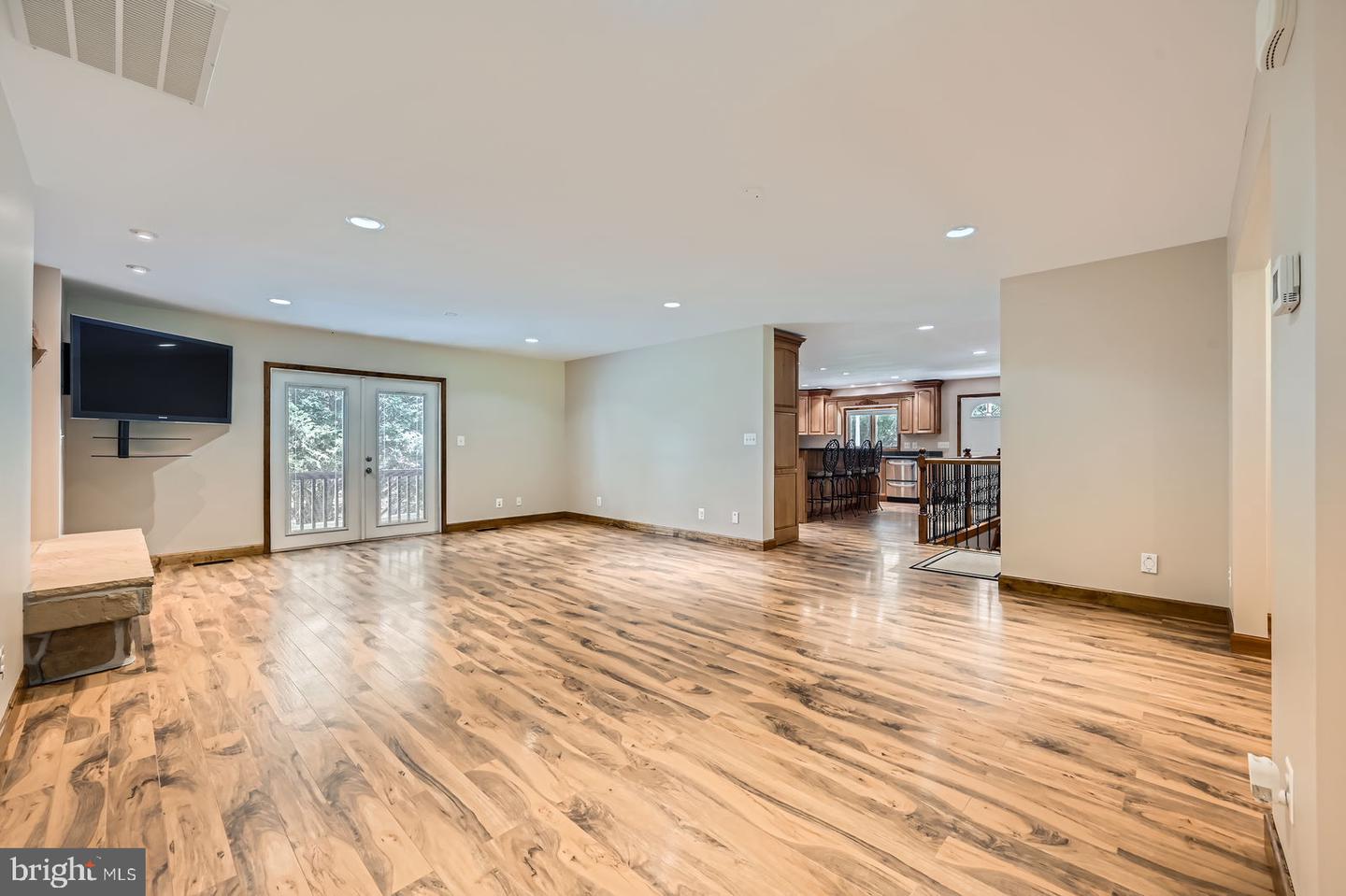 9116 Lennings Lane
