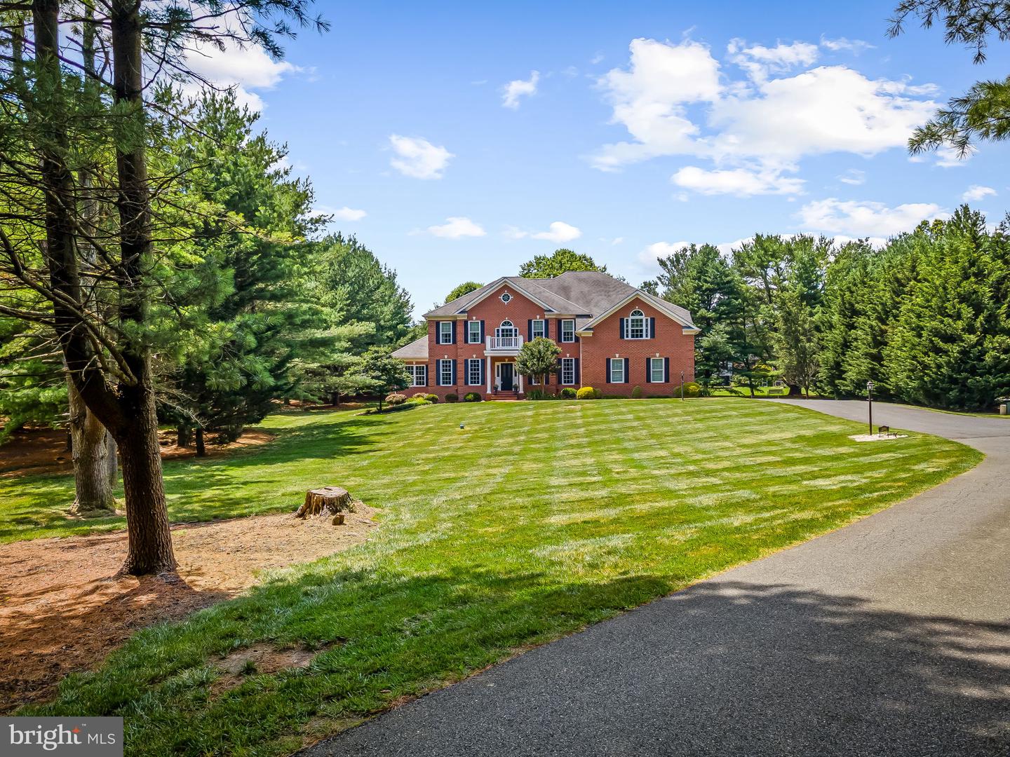13910 Manor Rd
