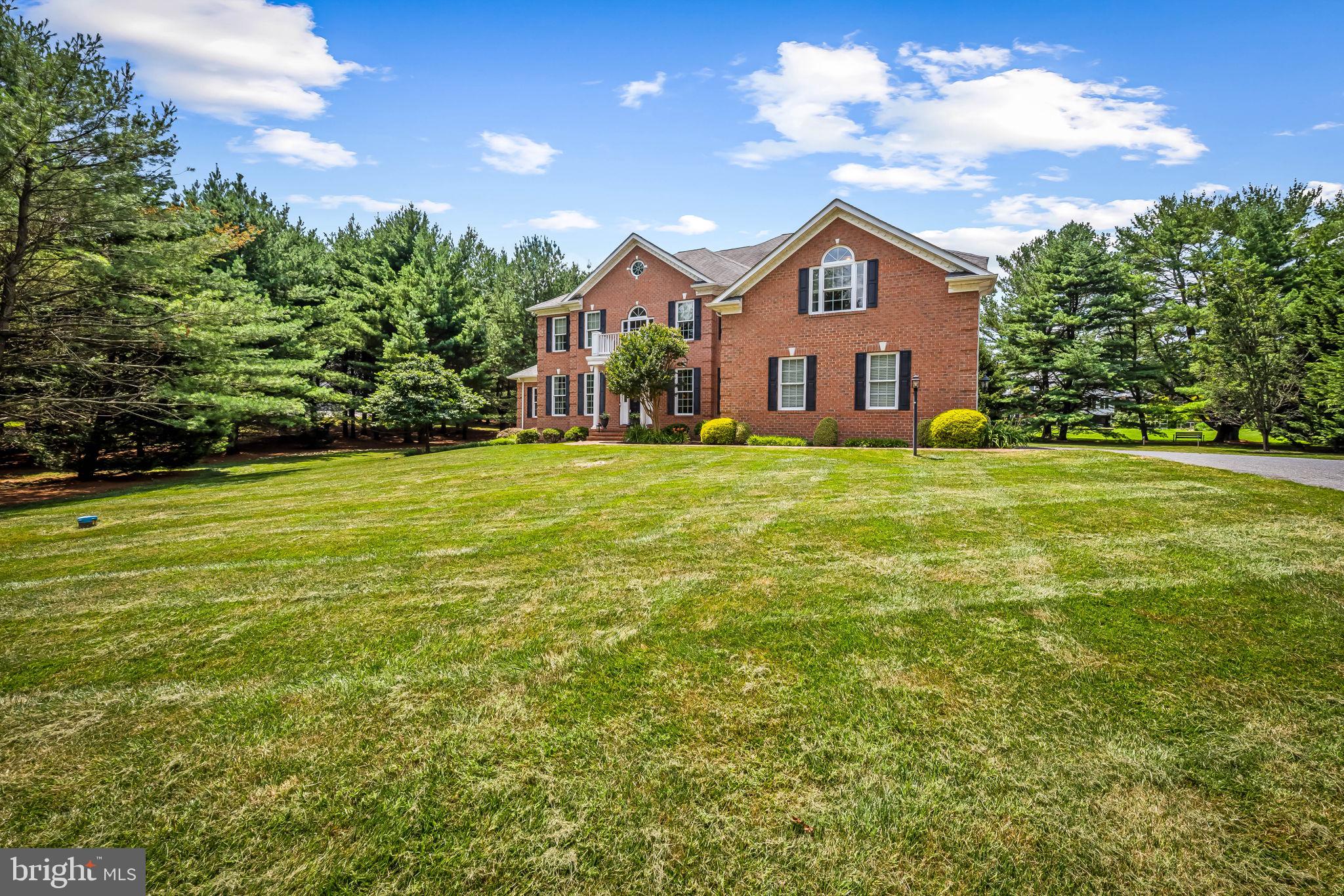 13910 Manor Rd